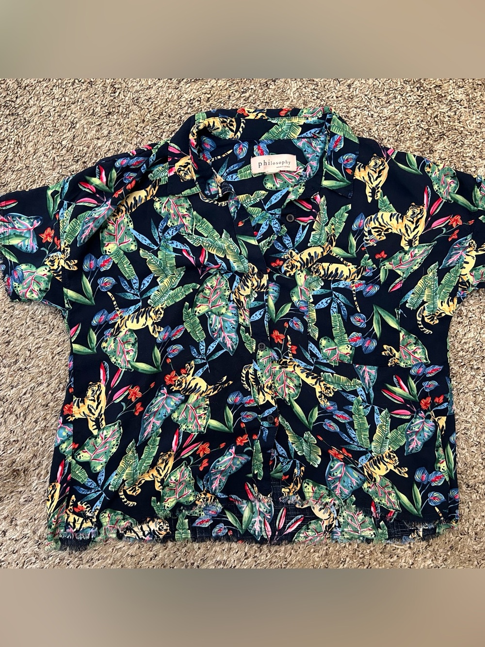 Philosophy cropped short sleeve boxy button down Hawaiian floral Tiger shirt med